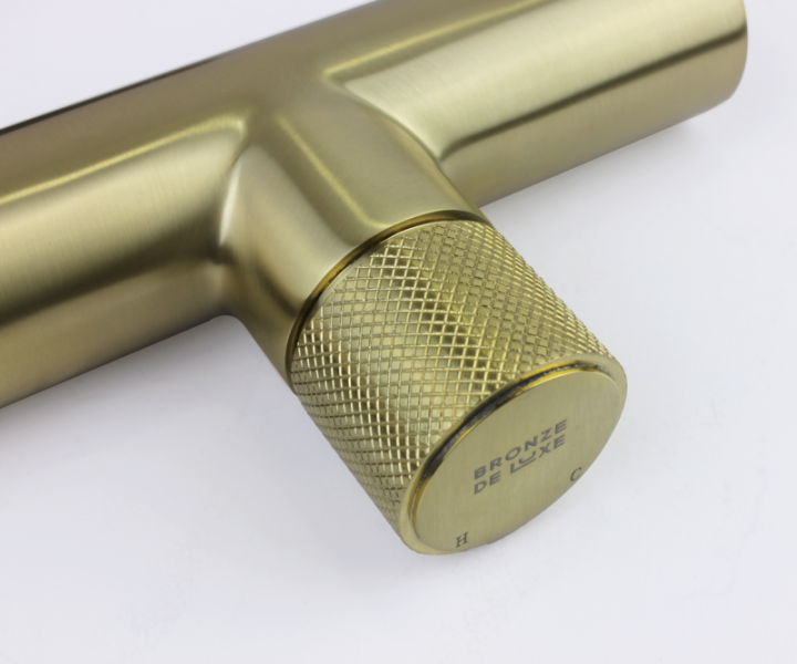 Смеситель для раковины настенный Bronze de Luxe AVANTGARDE 2021GB, бронза Смеситель для раковины настенный Bronze de Luxe AVANTGARDE 2021GB, бронза