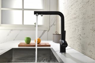 Смеситель для кухни Paulmark Serpentine Se213222-418 чёрный металлик Смеситель для кухни Paulmark Serpentine Se213222-418 чёрный металлик