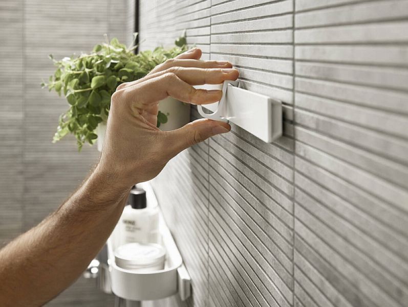 Декоративная планка для аксессуаров Hansgrohe WallStoris 27904700 белый