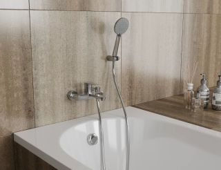 Смеситель для ванны D&K Bayern.F?rth DA1523201 хром Смеситель для ванны D&K Bayern.F?rth DA1523201 хром