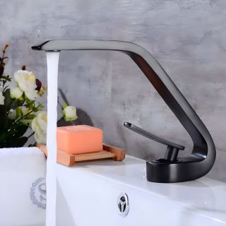 Смеситель для раковины Boch Mann Hoe B BM9633 чёрный Смеситель для раковины Boch Mann Hoe B BM9633 чёрный