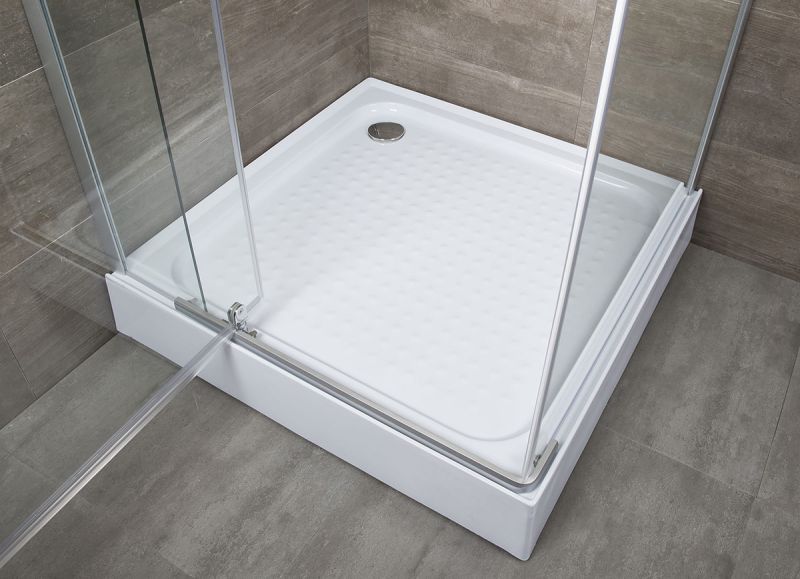 Душевой уголок Erlit Comfort ER10109H-C1 (900x900x2000) Душевой уголок Erlit Comfort ER10109H-C1 (900x900x2000)