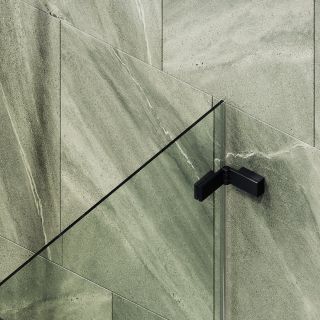 Шторка на ванну MaybahGlass MGV-644-6 40см чёрный Шторка на ванну MaybahGlass MGV-644-6 40см чёрный