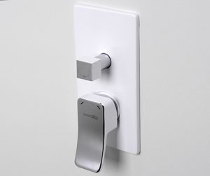 Wasserkraft A16067WHITE Встраиваемый комплект для душа с верхней душевой насадкой и лейкой