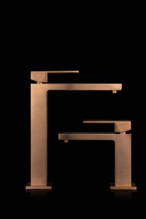 Смеситель для раковины Boheme Qubic 472-CB брашированная медь Смеситель для раковины Boheme Qubic 472-CB брашированная медь