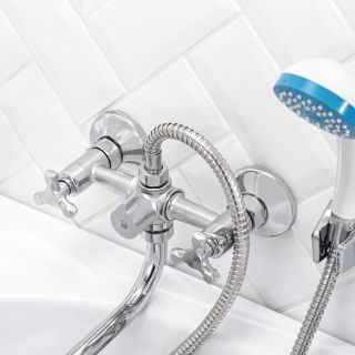 Смеситель для ванны с душем РМС SL143-143 хром Смеситель для ванны с душем РМС SL143-143 хром