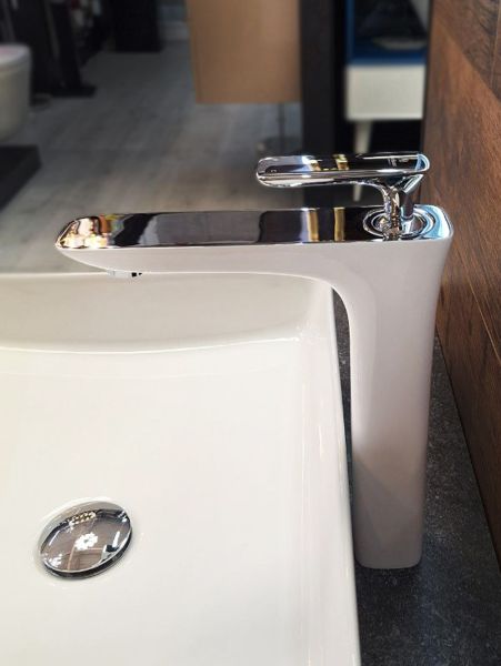 Смеситель для раковины AltroBagno Aperto 010206 BiCr Смеситель для раковины AltroBagno Aperto 010206 BiCr