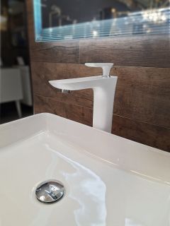 Смеситель для раковины AltroBagno Aperto 010207 Bi Смеситель для раковины AltroBagno Aperto 010207 Bi
