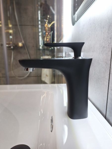 Смеситель для раковины AltroBagno Aperto 0120 NeOp Смеситель для раковины AltroBagno Aperto 0120 NeOp