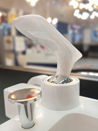 Смеситель для ванны AltroBagno Aperto 0208 Bi белый Смеситель для ванны AltroBagno Aperto 0208 Bi белый