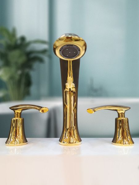 Смеситель на борт ванны с душем AltroBagno Beatrice 020103 Or золото Смеситель на борт ванны с душем AltroBagno Beatrice 020103 Or золото