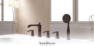 Смеситель на борт ванны с душем AltroBagno Beatrice 020105 BrNe черный Смеситель на борт ванны с душем AltroBagno Beatrice 020105 BrNe черный