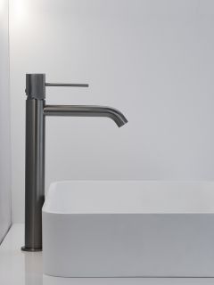 Смеситель для раковины AltroBagno Bilancia 010226 GrMt Смеситель для раковины AltroBagno Bilancia 010226 GrMt