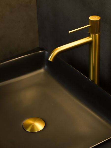 Смеситель для раковины AltroBagno Bilancia 010227 OrSp Смеситель для раковины AltroBagno Bilancia 010227 OrSp