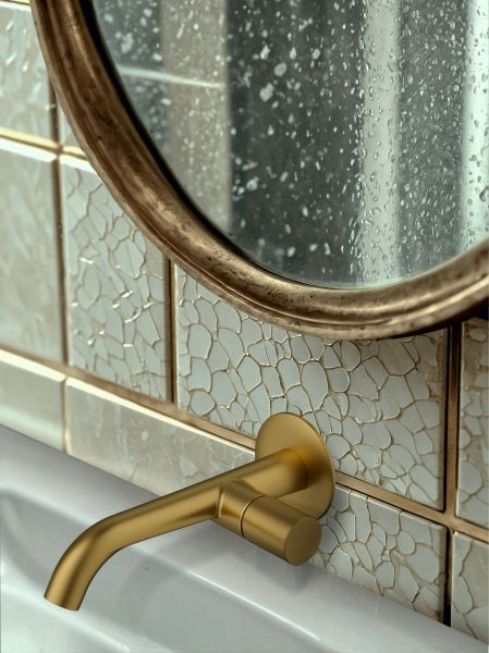 Смеситель для раковины AltroBagno Bilancia 010802 OrSp Смеситель для раковины AltroBagno Bilancia 010802 OrSp