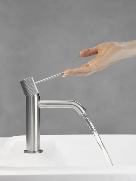 Смеситель для раковины AltroBagno Bilancia 0140 Ni Смеситель для раковины AltroBagno Bilancia 0140 Ni