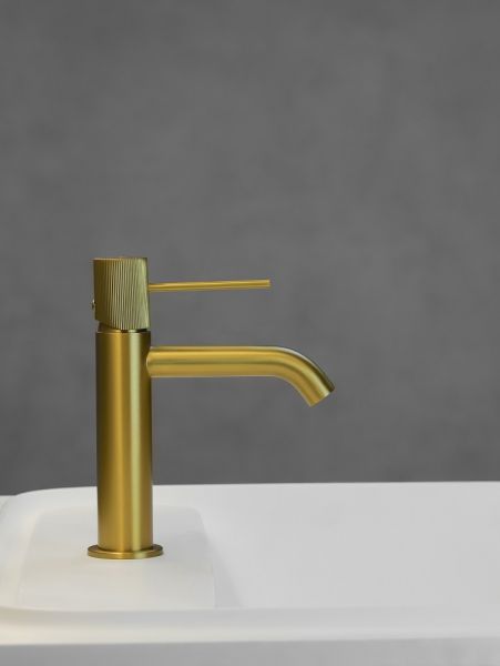Смеситель для раковины AltroBagno Bilancia 0142 OrSp Смеситель для раковины AltroBagno Bilancia 0142 OrSp