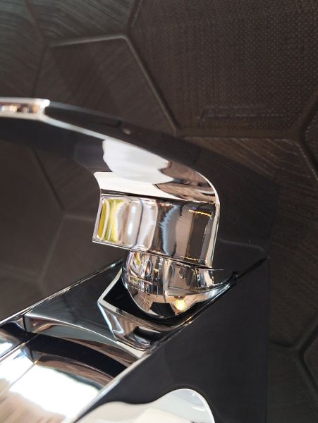 Смеситель для раковины AltroBagno Cascata 0110 Cr Смеситель для раковины AltroBagno Cascata 0110 Cr