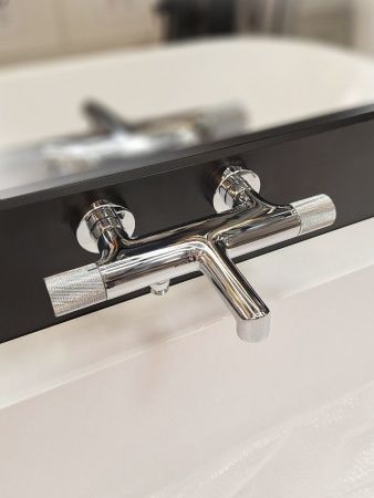 Смеситель для ванны AltroBagno Intento 0215 Cr хром Смеситель для ванны AltroBagno Intento 0215 Cr хром