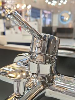 Смеситель для ванны AltroBagno Intento 0218 Cr хром Смеситель для ванны AltroBagno Intento 0218 Cr хром