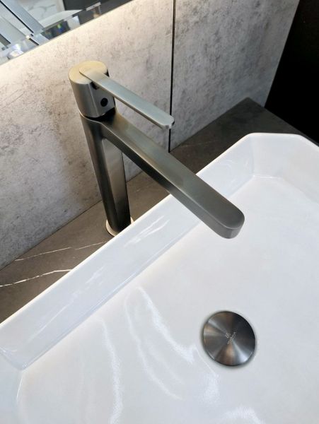 Смеситель для раковины AltroBagno Unione 010222 GrMt Смеситель для раковины AltroBagno Unione 010222 GrMt