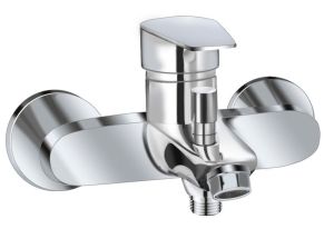 Смеситель для ванны AQUAme Prato AQMP6112 с душевым гарнитуром хром