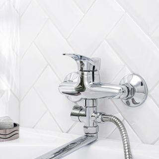 Смеситель для ванны с душем РМС SL86-006 хром Смеситель для ванны с душем РМС SL86-006 хром