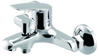 Смеситель для ванны AZARIO TAVIRA AZ-WKE238040C с ручным душем Смеситель для ванны AZARIO TAVIRA AZ-WKE238040C с ручным душем