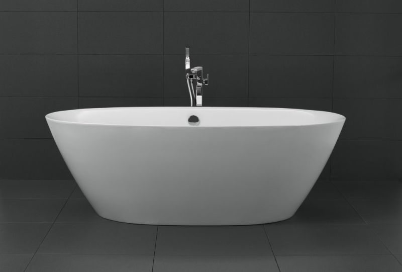 Акриловая ванна BelBagno отдельностоящая, белая BB68-1800