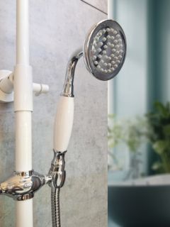 Душевая система с термостатом AltroBagno Beatrice 030405 Bi белый Душевая система с термостатом AltroBagno Beatrice 030405 Bi белый