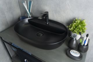 Раковина Gid Bm1346 53345 накладная черная матовая 61x41x14 Раковина Gid Bm1346 53345 накладная черная матовая 61x41x14