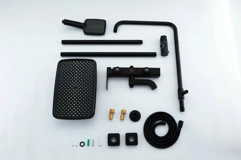Душевая стойка Gappo G2418-26 чёрный Душевая стойка Gappo G2418-26 чёрный