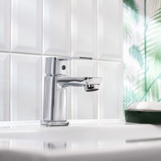 Смеситель для раковины BOOU B8289-1J хром Смеситель для раковины BOOU B8289-1J хром