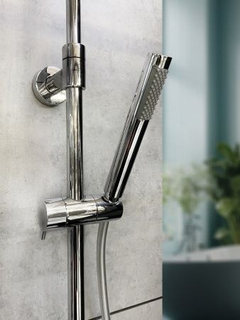 Душевая система с термостатом AltroBagno Costanza 030412 Cr хром Душевая система с термостатом AltroBagno Costanza 030412 Cr хром