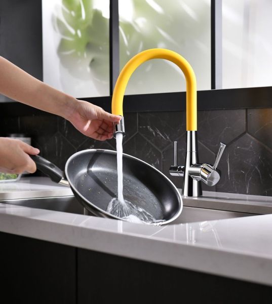 Смеситель для кухонной мойки Lemark Comfort LM3075C-Yellow