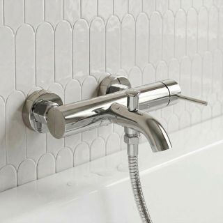 Смеситель для ванны и душа WasserKRAFT Niers 3001 хром