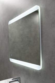 Зеркало BelBagno с LED-подсветкой и сенсорным управлением SPC-CEZ-700-600-LED-TCH