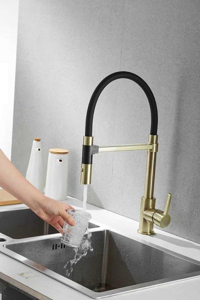 Смеситель для кухни Rose R133Q бронза Смеситель для кухни Rose R133Q бронза