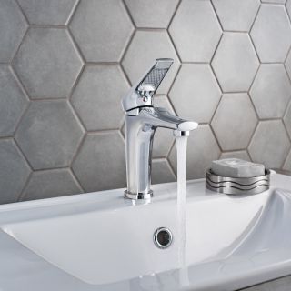 Смеситель для раковины РМС SL122-001F хром Смеситель для раковины РМС SL122-001F хром