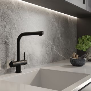 Смеситель для кухни WasserKRAFT A8967 с выдвижной лейкой чёрный матовый