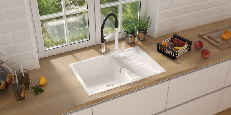 Смеситель для кухни Ulgran Classic U-026 хром с высоким гибким изливом