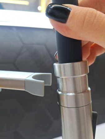 Смеситель для кухни с гибким изливом AltroBagno Flusso 050201 Ni никель