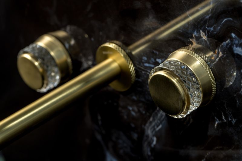 Встраиваемый смеситель для раковины Boheme Aura 152-2-MG-A золото матовое Встраиваемый смеситель для раковины Boheme Aura 152-2-MG-A золото матовое