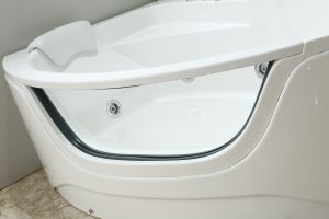 Гидромассажная ванна Black & White 500800R	160 x 100 см