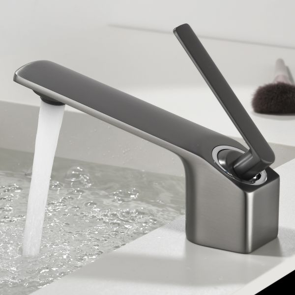 Смеситель для раковины Black&White Gravity 7104GM оружейная сталь