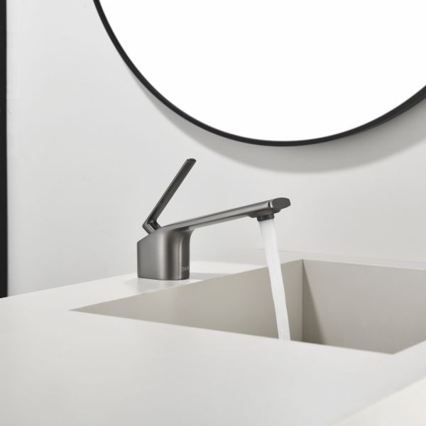 Смеситель для раковины Black&White Gravity 7104GM оружейная сталь