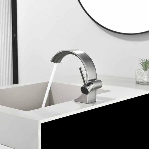 Смеситель для раковины Black&White Gravity 7106GM оружейная сталь