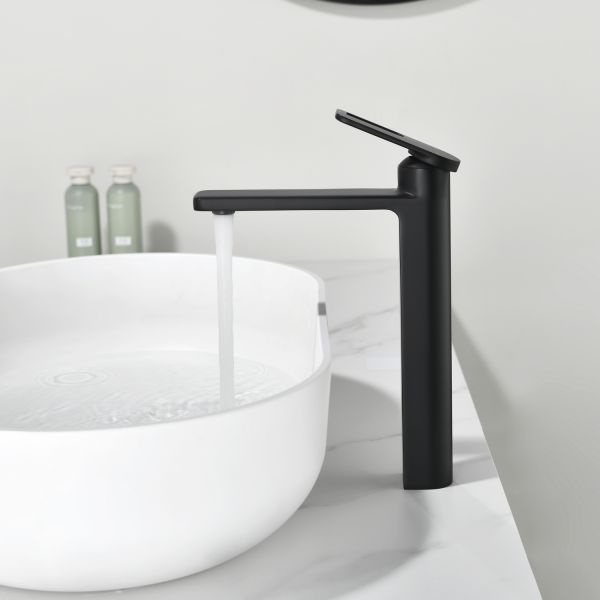 Смеситель для раковины Black&White Gravity 7203MB чёрный матовый