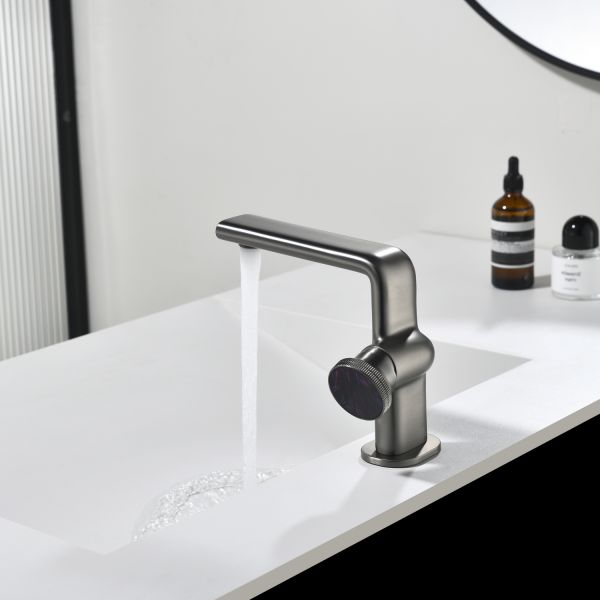 Смеситель для раковины Black&White Gravity 7207GM оружейная сталь