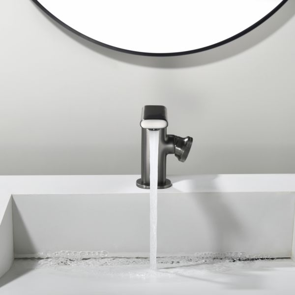 Смеситель для раковины Black&White Gravity 7207GM оружейная сталь